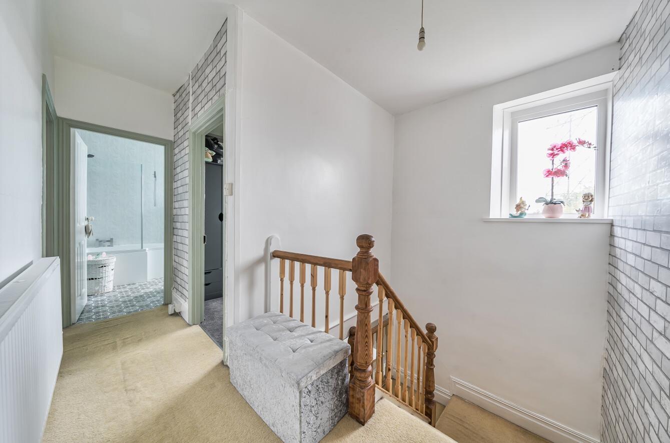 Llandafen Road, Llanelli, SA14 9BD